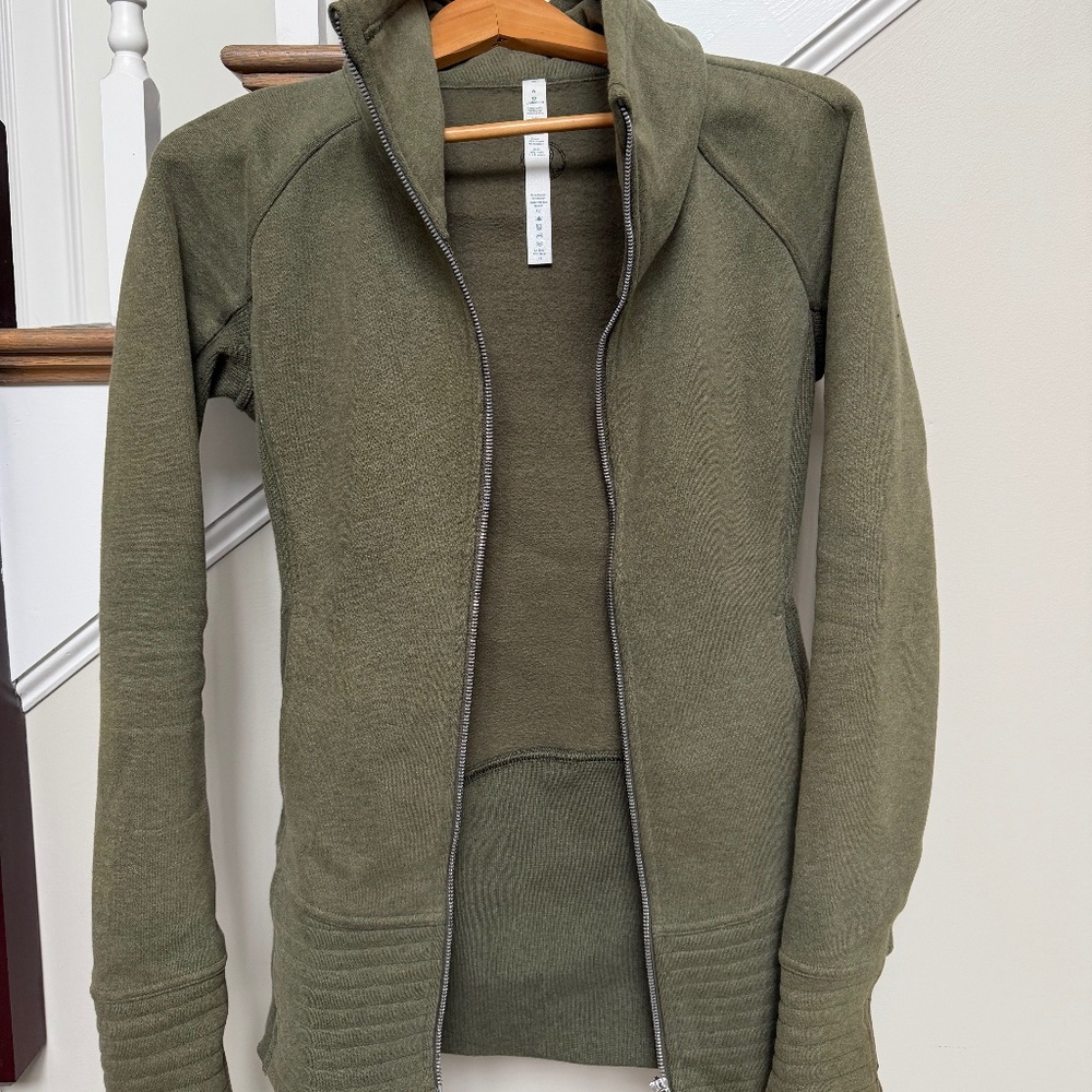 Women’s Lululemon Full Zip Olive Jacket